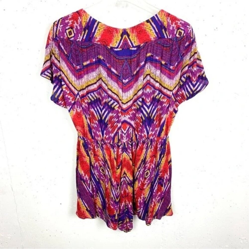 Free People Dream All Night Romper Lilac Multi V-Neck Dolphin Hem Cinched XS - Picture 3 of 9
